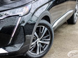 2022 PEUGEOT 5008 ALLURE AUTO - Image 2