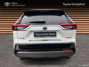 Toyota RAV4 SPORT HYBRID WITH EXTRAS // HEATED LEA - Image 4