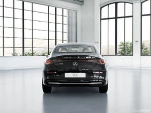 Mercedes-Benz CLA CLA 200 SALOON PROGRESIVE - Image 4