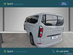 Ford Tourneo Custom Limited - Image 2