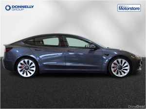 Tesla Model 3 Saloon Performance - Image 3