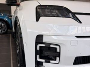 Renault 5 E-Tech Hatchback Techno + - Image 3