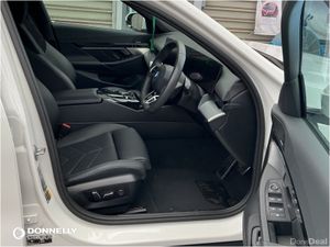 BMW i5 Saloon M Sport - Image 4