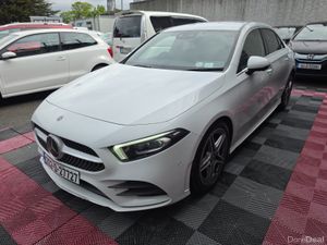201 MERCEDES BENZ AMG 2.0 DIESEL AUTO TopSpec 77km - Image 3