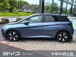 BYD DOLPHIN Design 60kwh BEV 427km 2 TONE - Image 3