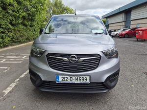 OPEL COMBO/2021/1.5 DIESEL/7 SEATER/MANUAL/WAV - Image 2