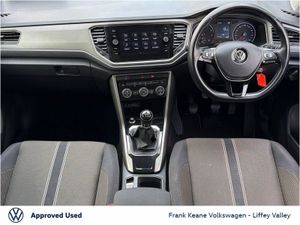 Volkswagen T-Roc DESIGN 1.5 TSI 150BHP *FRONT & RE - Image 2