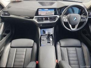 BMW 3-Series 330e Sport Pro Auto - Image 4