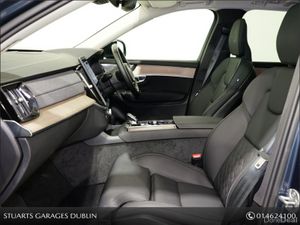 Volvo XC90 PLUS DARK: DENIM BLUE WITH BLACK LEATHE - Image 3