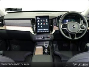 Volvo XC90 PLUS DARK: DENIM BLUE WITH BLACK LEATHE - Image 4