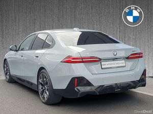BMW i5 eDrive40 M Sport Saloon - Image 3