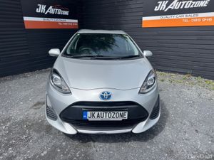 Toyota Aqua 1.5 HYBRID AUTO - Image 2