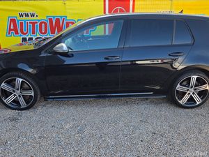 Volkswagen Golf R 2017 7.5 2.0 PETROL DSG - Image 4