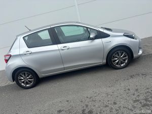 2018 TOYOTA YARIS LUNA HYBRID FSH NCT - Image 3