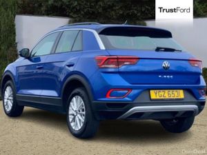 Volkswagen T-Roc Life - Image 2