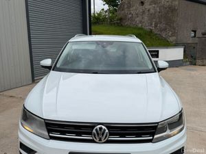 Volkswagen Tiguan 2017 - Image 2