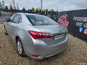 Toyota Corolla 2014 - Image 3