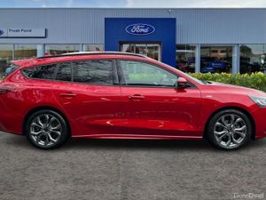 Ford Focus ST-Line Estate - Image 3