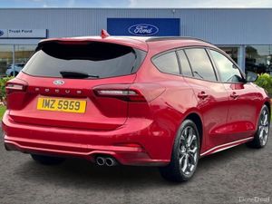 Ford Focus ST-Line Estate - Image 4