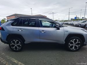 TOYOTA RAV4 2.5 DYNAMIC 4WD AUTOMATIC PHEV - Image 4