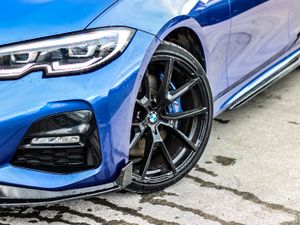 HUGE SPEC 2020 BMW 320D M-SPORT - Image 2