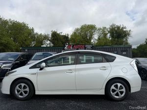 15 TOYOTA PRIUS HYBRID - Image 4