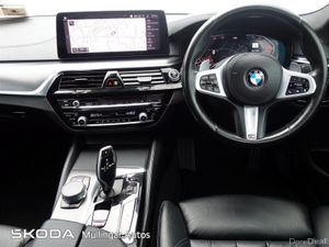 BMW 5-Series 520d M Sport (MHT) - Image 2