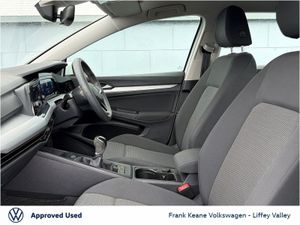 Volkswagen Golf 1.0 TSI 90HP *PURE WHITE* *REAR PA - Image 4