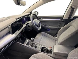 Volkswagen Golf 2.0TDI LIFE *JUST IN* €100 PER WEE - Image 3