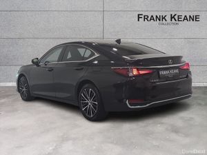 Lexus ES ES300h Dynamic - Image 3