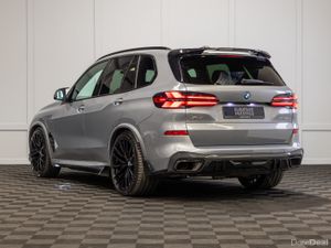 2025 BMW X5 X-Drive 50e M-Sport - Image 4