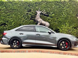 Audi RS3 400BHP GREAT SPEC AS NEW - Image 4