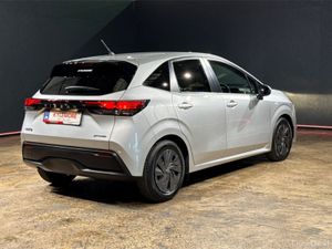 Nissan Note 1.2 E-POWER HYBRID - REAR CAMERA - Image 4