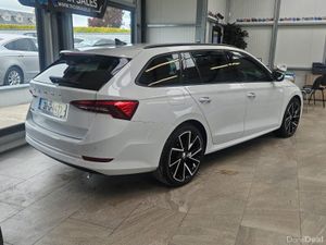 211 SKODA OCTAVIA AMBITION PETROL ESTATE - Image 2