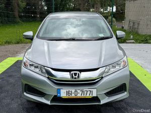 Honda Grace 2016 Hybrid Low Mileage - Image 2