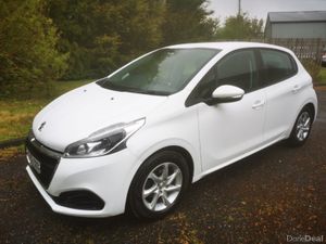 Peugeot 208 1.2 ACTIVE 82BHP - Image 2