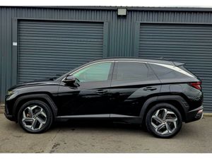 Hyundai Tucson EXECUTIVE PLUS PHEV AUTO - Image 4
