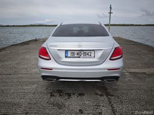 Mercedes-Benz E-Class E220 D AMG Line (Premium) - Image 4
