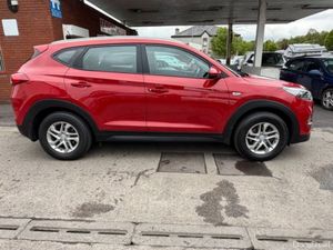 Hyundai Tucson ix35 1.7 Comfort 5DR - Image 2