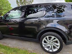 Land Rover Discovery Sport 2018 - Image 2