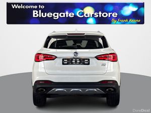 MG HS EXCLUSIVE PHEV AUTO***PANORAMIC ROOF**TOUCH - Image 4