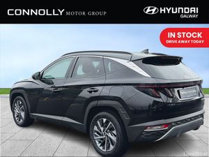 Hyundai Tucson 2WD Executive Plus - Image 3