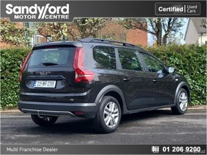 Dacia Jogger TCe 110 Comfort**7 SEATS** - Image 4