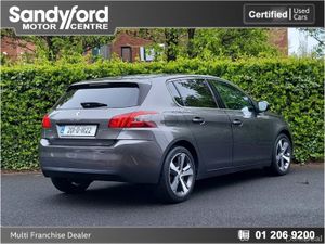 Peugeot 308 1.2  ALLURE PACK** PAN ROOF**1 OWNER** - Image 4