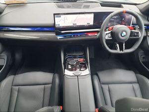 BMW M5 M5 Touring - Image 4