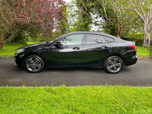 BMW 2-Series 218d. 2023 - Image 2
