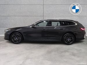 BMW i5 eDrive40 Sport Edition Touring - Image 4