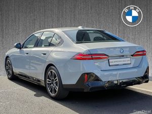 BMW 5-Series 530e M Sport Saloon - Image 3