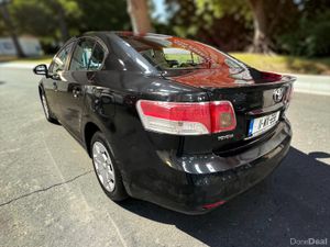 2011 Toyota Avensis 2.0 D-4D 125 BHP - Image 2