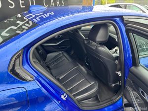 BMW 3-Series BMW 330e individual M-sport plug in h - Image 4